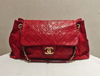 Bolso de Hombro Chanel Clásico Rojo con Solapa Para Mujer Cuero Acolchado Cadena 39*19*13cm Foto 1 de 4