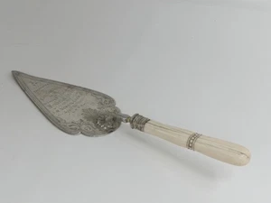 (refCN) Antique silver plated trowel 1898 James Crumblehulme I.M. School Chorley - Picture 1 of 6