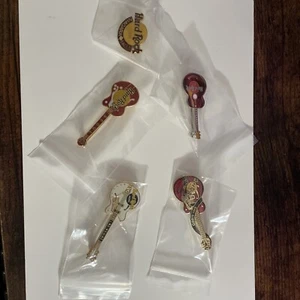 Hard Rock Cafe Lot of 4 Guitar Pins & 1 pin - Picture 1 of 5