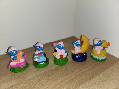 Lot De 5 Figurines , bebe schtroumpf canard, Cube, Voiture 1999, Bouchon - Photo 1/3