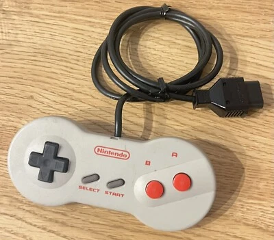 Nintendo AV New Famicom Official Controller Pad HVC-102 Japan Tested Authentic - Image 1 of 4