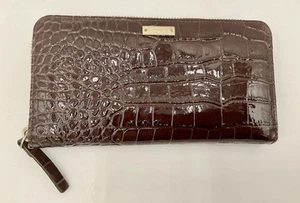 Kate Spade Zip Around Wallet Clutch Brown Embossed Crocodile Patent Leather READ - Picture 1 of 24