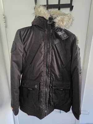 Chaqueta de hombre SUPERDRY PATROL PARKA negra talla grande  Foto 1 de 4