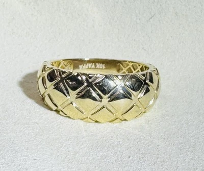 Solid 10K Yellow Gold Domed Quilted Ring Size 5.75 - Image 1 of 4