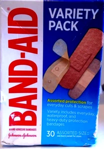 Pflaster Marke Klebeverbände verschiedene Packungen 30 verschiedene Größen Kartonschaden - Bild 1 von 1
