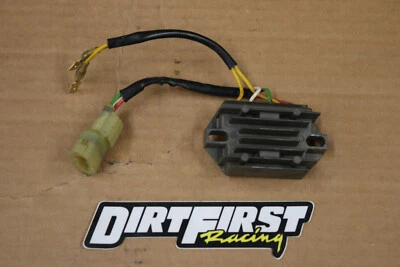 KTM OEM Voltage Regulator 250 350 450 505 SXF XCF SMR 450SXF 07-23 77311034000 - Imagem 1 de 4