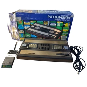 Sistema Intellivision - Imagen 1 de 2