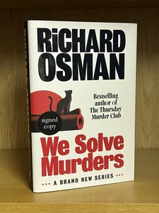 We Solve Murders (Book 1) - Richard Osman ~ SIGNED UK 1st/1st Hardback + COA - Foto 1 di 15