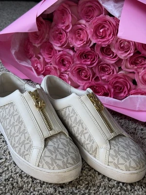 Sapatos femininos Michael Kors - Imagem 1 de 4