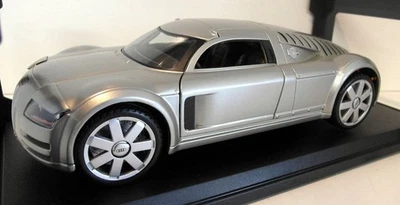 Maisto 1/18 Scale Diecast - 31625 Audi Supersportwagen Rosemeyer - Image 1 of 4