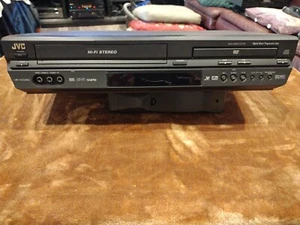 JVC HR-XVC26U DVD VCR Combo Player Video Recorder VHS Works Great! - Picture 1 of 8