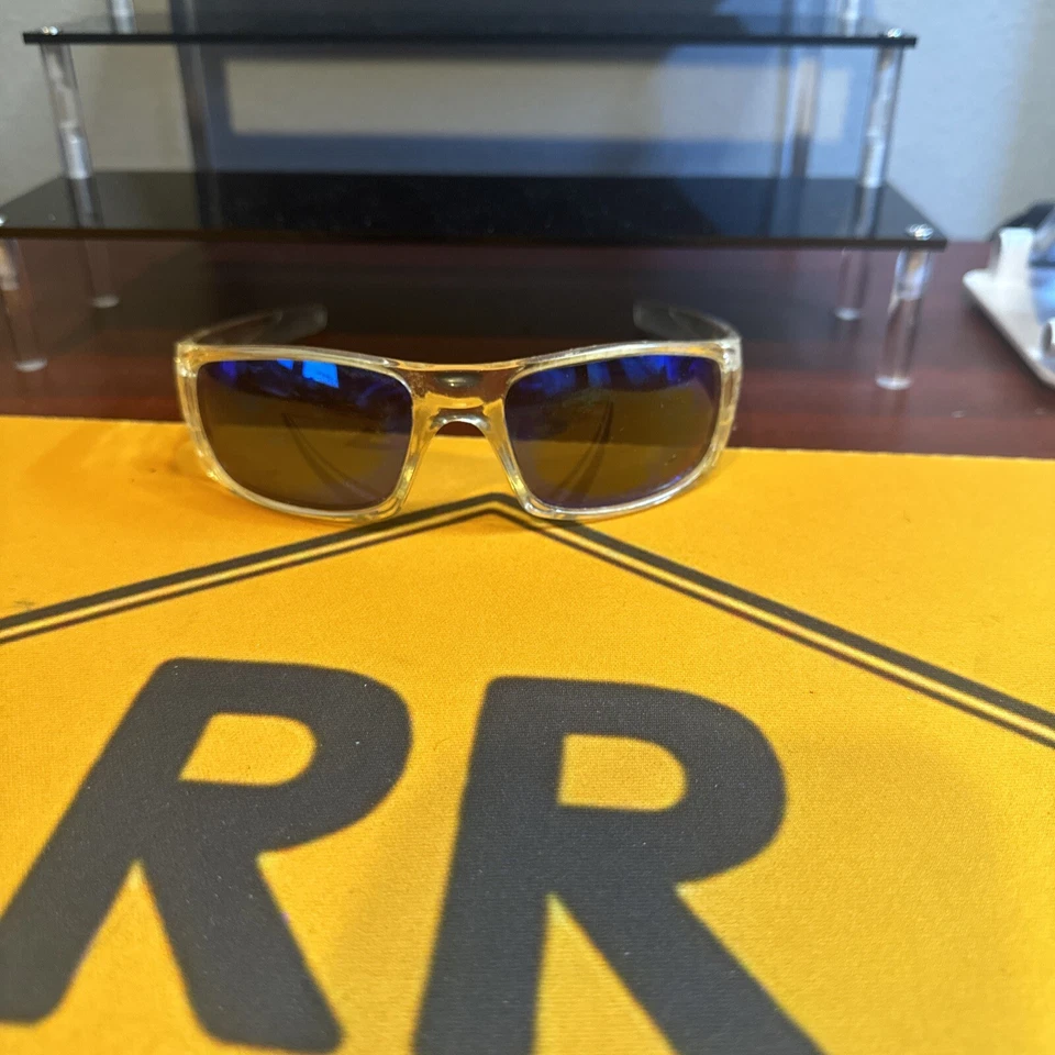 Oakleys transparentes vintage  Foto 1 de 4