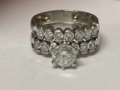 Conjunto de anel de noivado de platina com diamante 1,35 ct tamanho 4,5 - Imagem 1 de 4