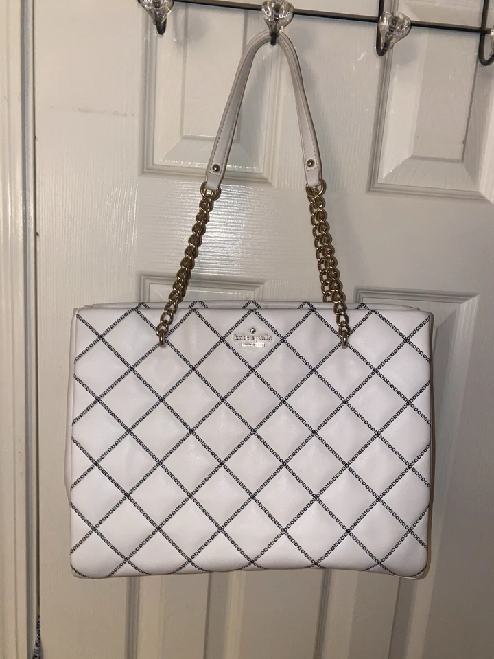 KATE SPADE Monedero Emerson Cuero Blanco Negro Costuras Usado 2 Veces Foto 1 de 4