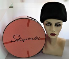 Vtg Woman’s Hat Helios Schiaparelli Paris Black Fur Felt in Hat Box