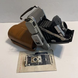 Vintage Polaroid Camera Model 80 With Leather Case And Original Manual - Picture 1 of 21