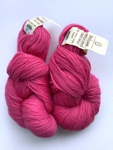 Universal Yarn Inc. Deluxe Worsted Wool Lot of 2 Color 12289 Pink  100g 220yds - Picture 1 of 7