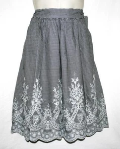 NY Collection Womens Skirt Black White Stripe Embroidered Pleated Size 6 NWT $59 - Picture 1 of 3