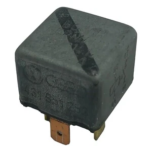 Original VW Audi Multi Purpose Relay Mehrzweck Relais OEM 0332014120 / 431951253 - Bild 1 von 5
