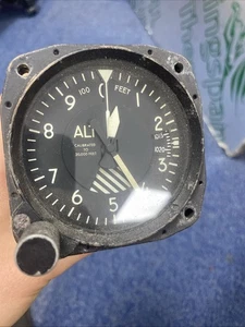 Altimeter - Picture 1 of 3