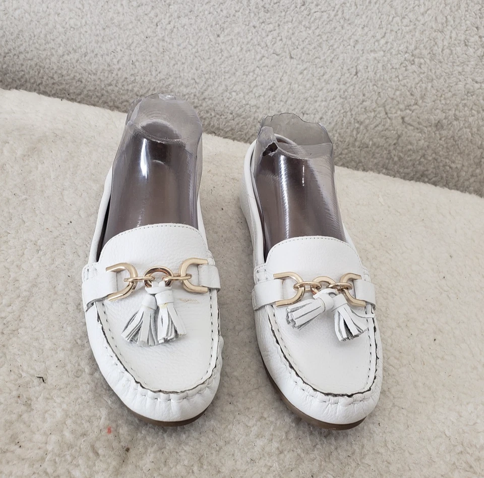 Mocassim feminino aerossóis Soft Drive 5,5M couro branco borla sapatos baixos - Imagem 1 de 4