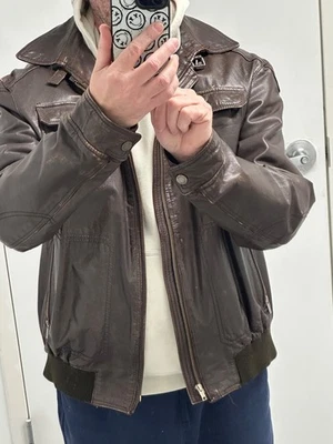 Chaqueta MASSIMO DUTTI HOMBRE CUERO OVEJA MARRÓN | Talla S Foto 1 de 4