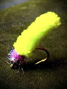 Chartreuse Mop Fly #10 1 Dozen - Picture 1 of 4