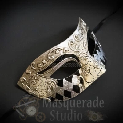 Mens Harlequin Print Half Face Eye Mask Venetian Masquerade Mask [Silver] - Image 1 of 4