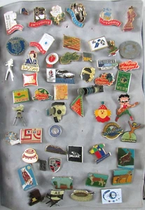 Lot de 54 pin's Teisseire, Daxon, Mercedes, Jaguar, Porsche, Rolls Royce, etc - Picture 1 of 8