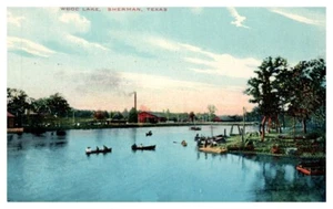 WOOD LAKE Sherman, Texas TX boats - Postcard - Picture 1 of 2