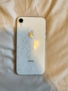 iPhone xr débloqué 64go occasion acheter maintenant - Photo 1 sur 3