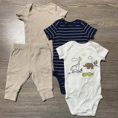 Paquete de ropa Carter's Baby Boy de 4 piezas, talla 0-3M, jirafa safari a rayas Foto 1 de 4