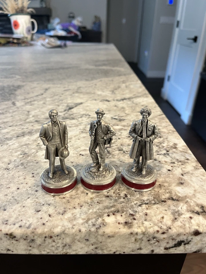 Piezas de ajedrez coleccionables Dr. Who, Danbury Mint Foto 1 de 4