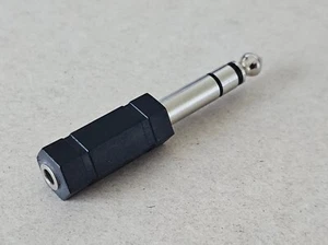 Vintage 1/4" (6.35mm) Stereo Male to 3.5mm Female Stereo Adapter - Black - Picture 1 of 5