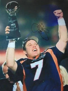 JOHN ELWAY AUTOGRAPHED SIGNED NFL FOOTBALL PHOTO 11x14 WITH COA DENVER BRONCOS - Picture 1 of 11