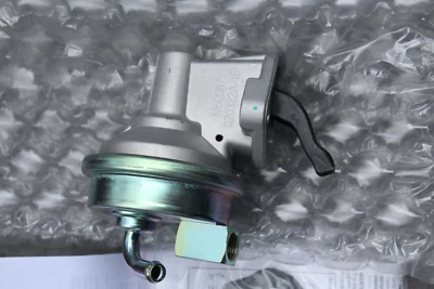 CarQuest 1510501 1979-88 CHEVY G10-20-30 GMC G1500-2500-3500 Mechanical FuelPump Foto 1 de 3