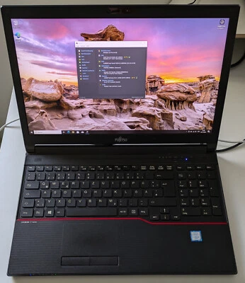 Laptop Fujitsu Lifebook E556, 15,6-Zoll, Intel i3-6100U, 8GB DDR4, 128GB SSD - Bild 1 von 4