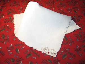 Antiguo juego de servilletas bordadas de Madeira de 17 c de colección ~ Plateles ~ - Imagen 1 de 12