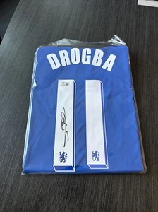 Maglia Didier Drogba firmata XlL Adidas Chelsea con certificato di autenticità Beckett - Foto 1 di 6