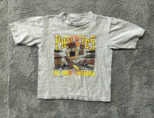 VTG 1990 Philadelphia Phillies Taz Does Baseball Grey T-Shirt Size Medium 10-13 - Picture 1 of 9