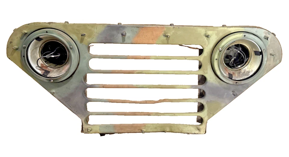 Vintage M151A2 Jeep MUTT Front Grille with Headlight Buckets - Original Military Foto 1 de 4