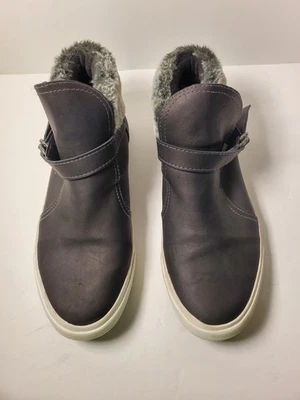 Blowfish Malibu Mint Womens Black Vegan High Top Sneaker w/Faux Fur Size 11 Foto 1 de 4