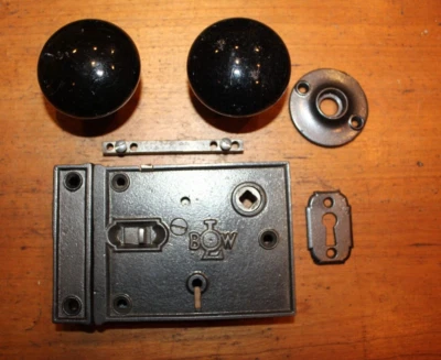 Juego de cerradura de llanta restaurada Branford Lock Works con perillas, cerradura, roseta R-84 Foto 1 de 4