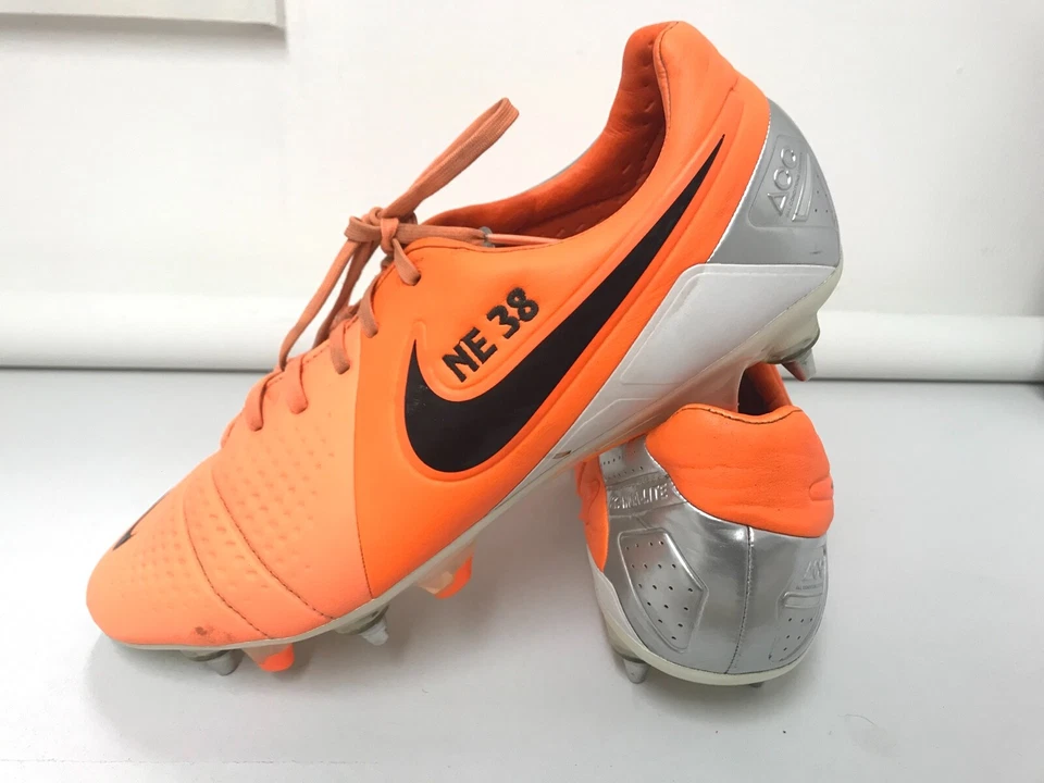 Neil Etheridge Cardiff City Nike CTR 360 Philippines Football Boots Memorabilia - Image 1 of 4
