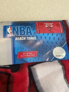 Chicago Bulls McArthur 30x60" 100% Cotton Beach Towel NWT - Picture 1 of 6