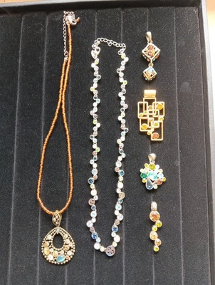 Lote De 6 Impresionantes Colgantes/Collar Lia Sophia De Colección Surtidos Estilos Brillantes Foto 1 de 4