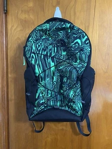 NWOT THE NORTH FACE Jester Laptop Backpack, Chlorophyll Green Digital Distortion - Picture 1 of 11