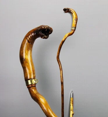 Bastón de caza de madera dura hecho a mano con serpiente Foto 1 de 3