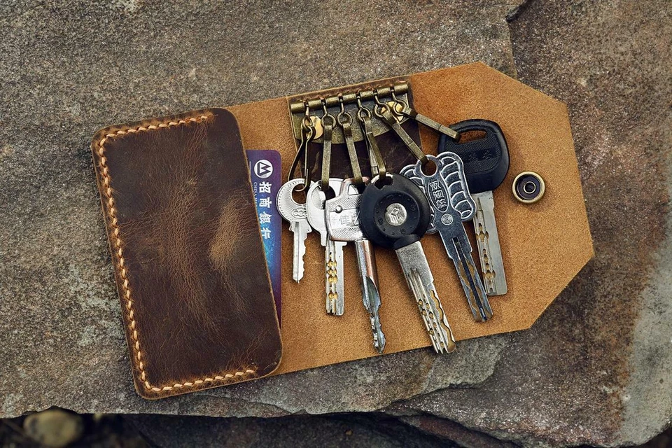 Cartera de cuero delgada para llaves de cuero Funda para llaves personalizada para hombre Foto 1 de 4