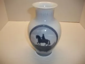 VASO REALE COPENHAGEN 1931 RUNDSKUEDAG VASO STATUA DEL RE FREDRIK 6 DI DANIMARCA - Foto 1 di 5